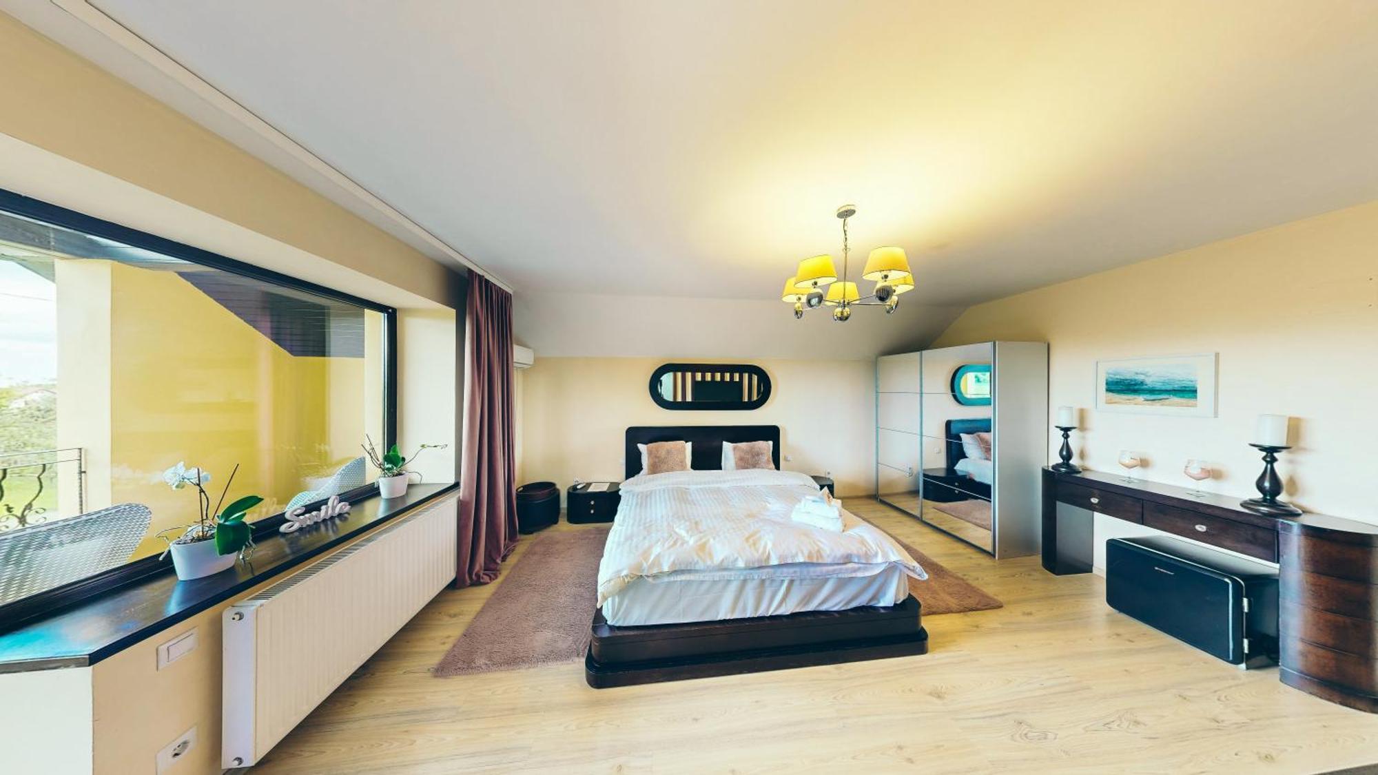 Janine Garden Hotel Brasov Ngoại thất bức ảnh